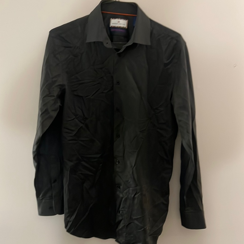 ⭐️ 3/$50 ⭐️ NWOT Modern Ambition Dress Shirt - Size Medium